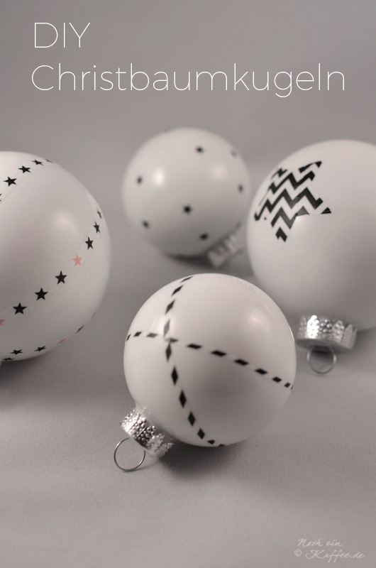 LoveAndLilies.de|Weiße Christbaumkugeln Weihnachtskugeln verziert mit Masking Tape 