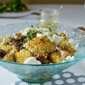 Quinoa Salat mit Blumenkohl und Pilzen