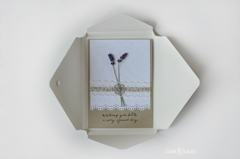 LoveAndLilies.de // Handmade Card: Hochzeitskarte mit frischem Lavendel und passender Kuvertbox