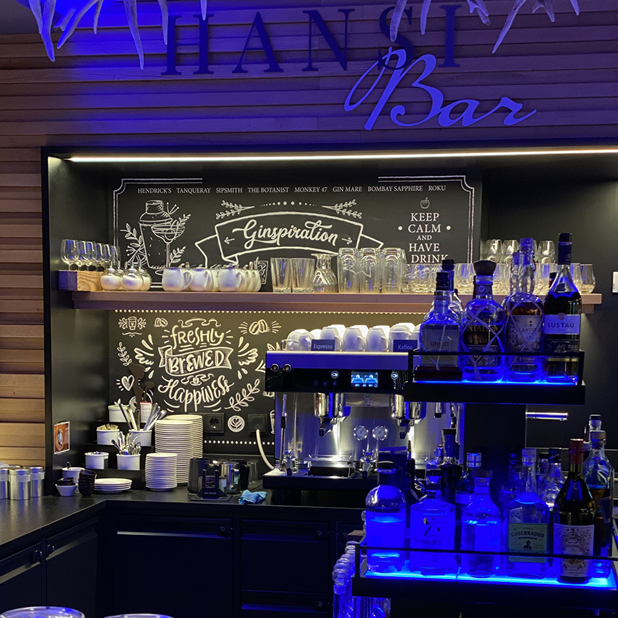 Chalkboard Kaffeebar & Ginbar Coffee & Gin